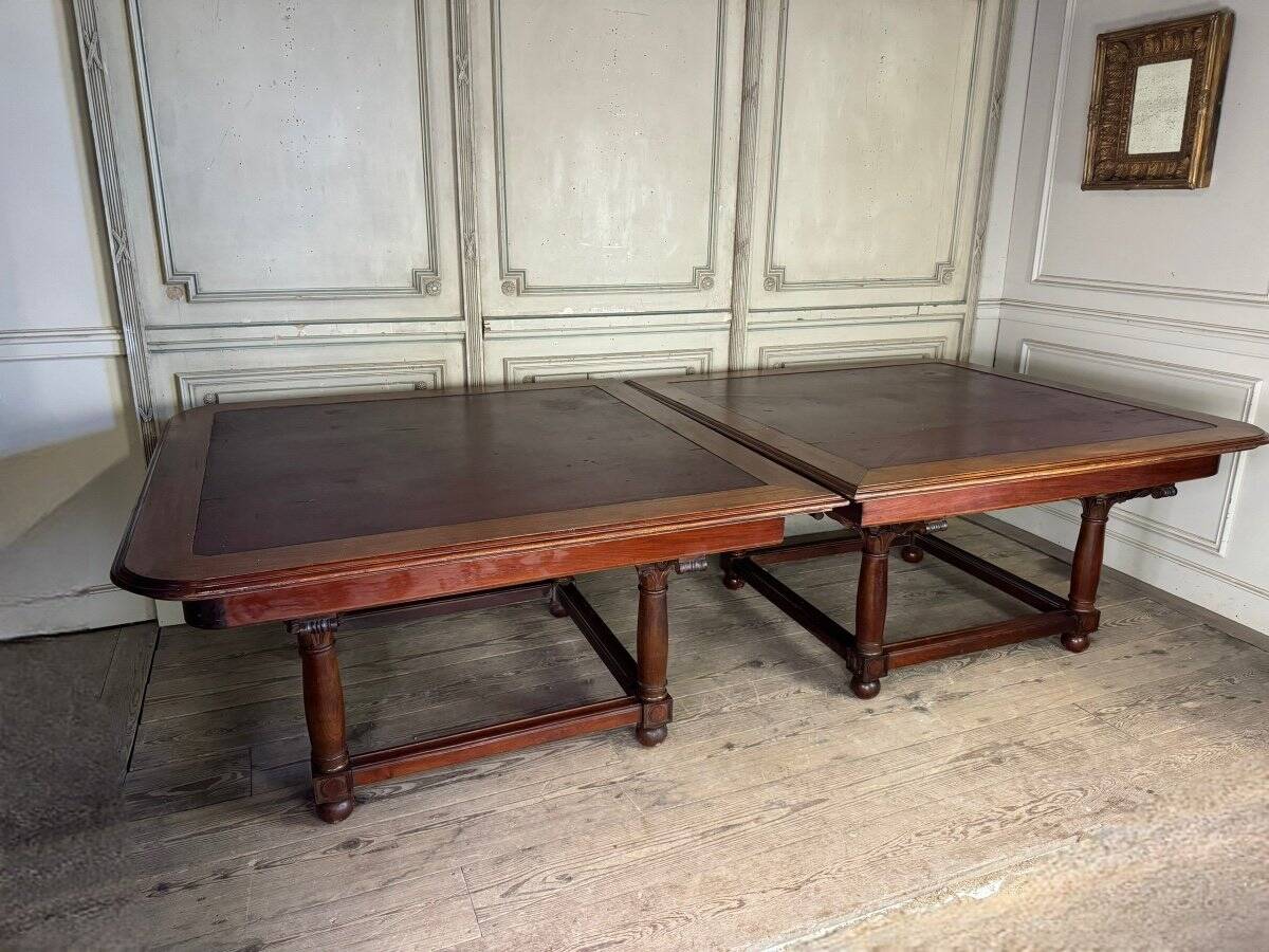 Paire de tables de bibliothèque en acajou, vers 1880