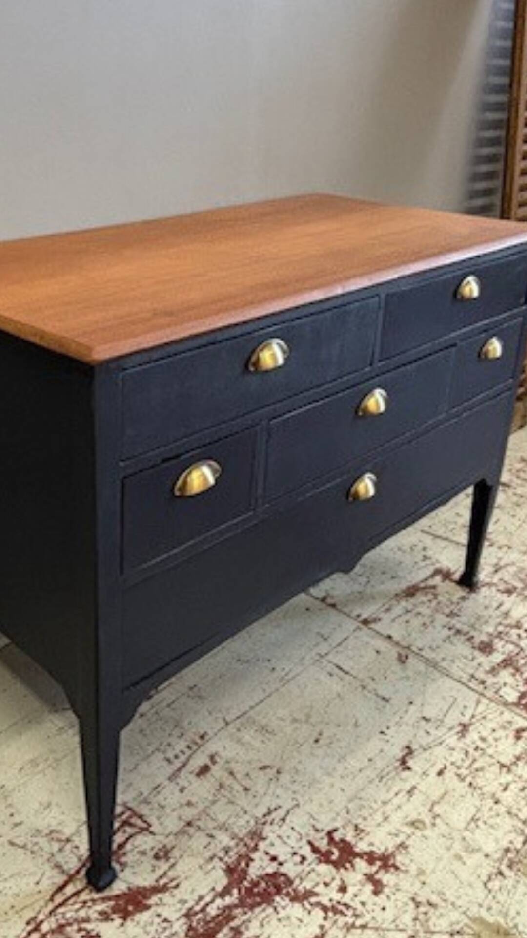 Art Nouveau style 6-drawer chest