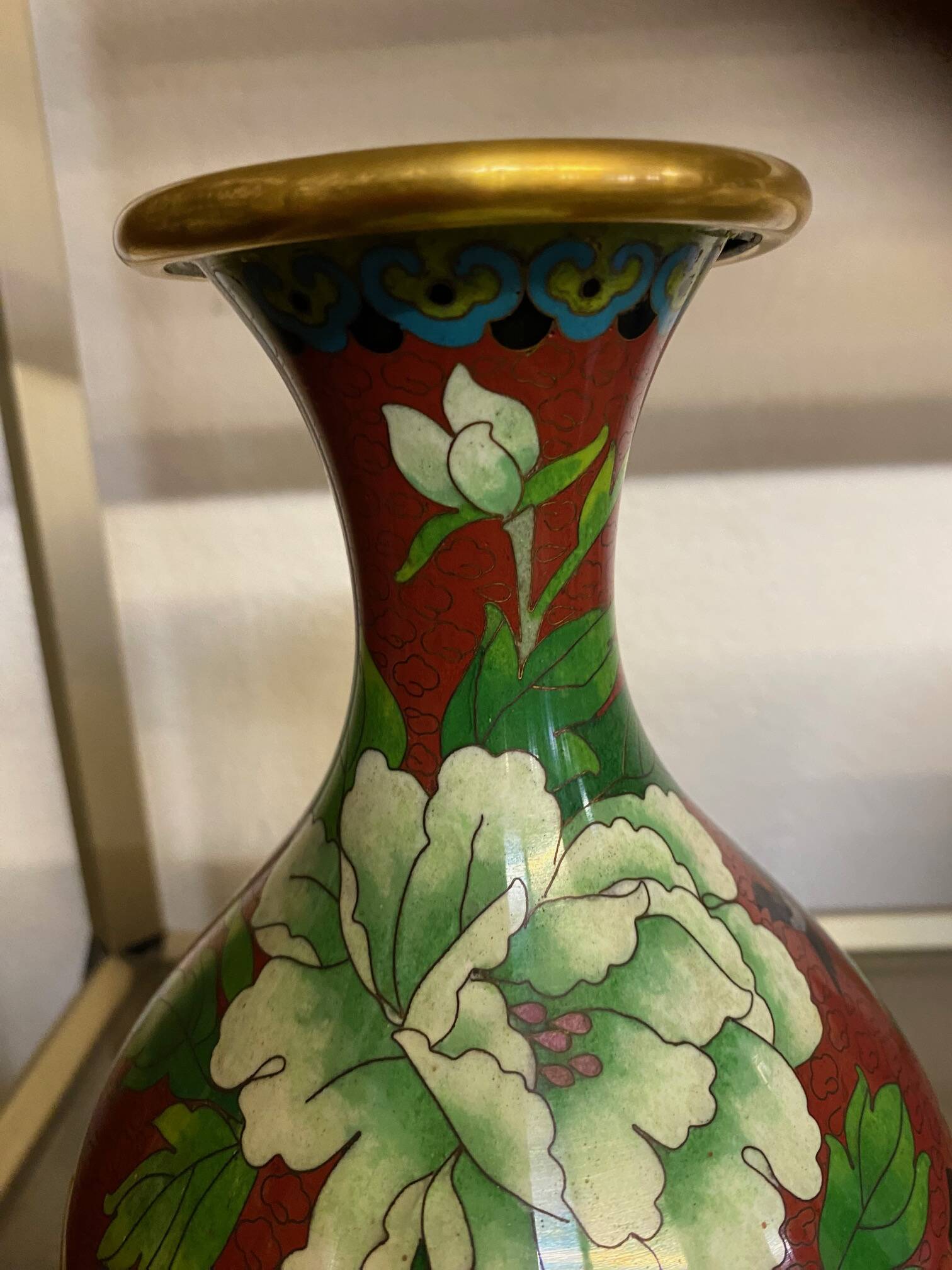 CLOISONNE VASE WITH LOTUS FLOWERS DECOR IN BURGUNDY TONES