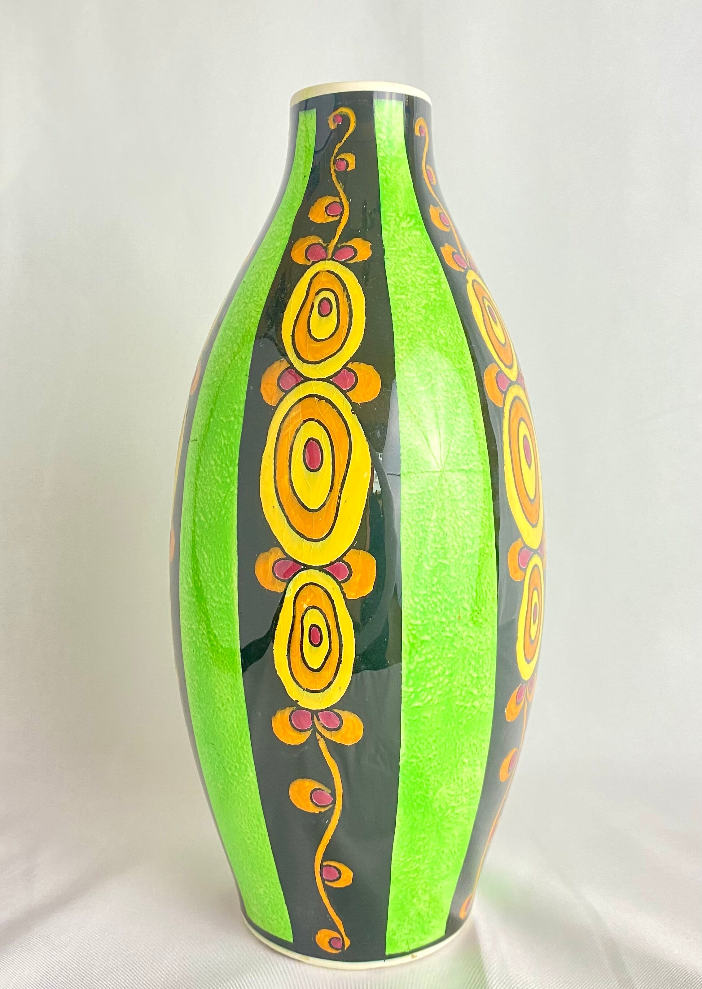 Very nice vase in perfect condition from Boch Freres Keramis