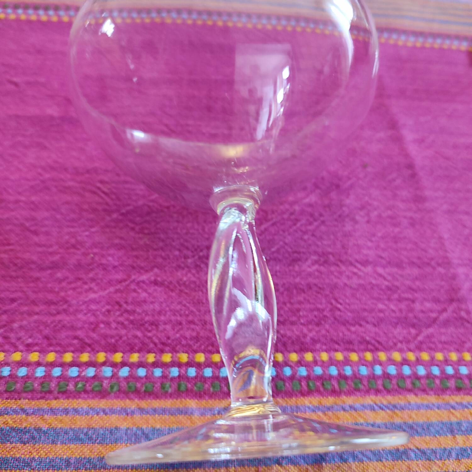 6 crystal champagne coupes