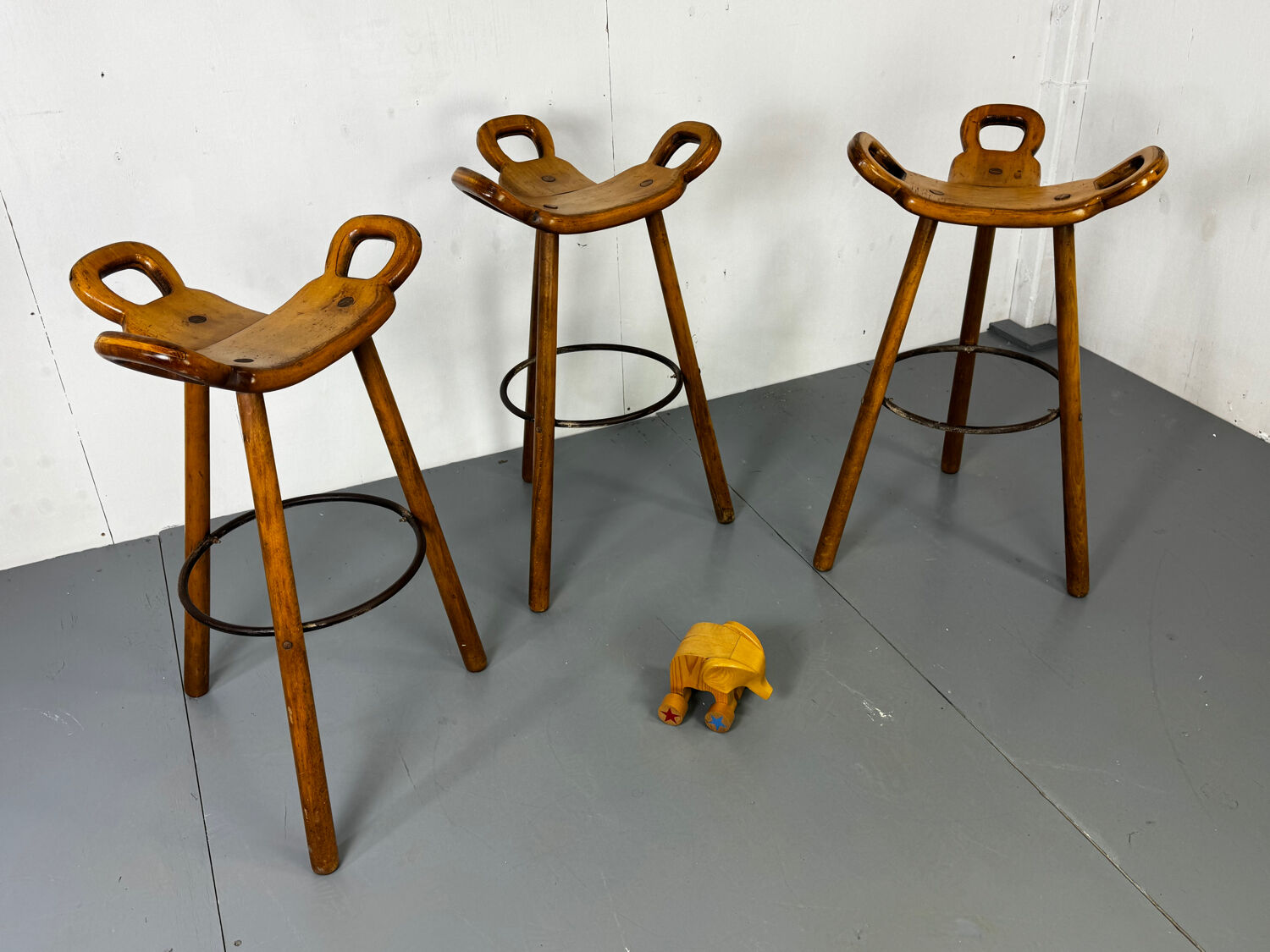 Set of 3 Brutalist Marbella Bar Stools by Sergio Rodrigues, 1960s