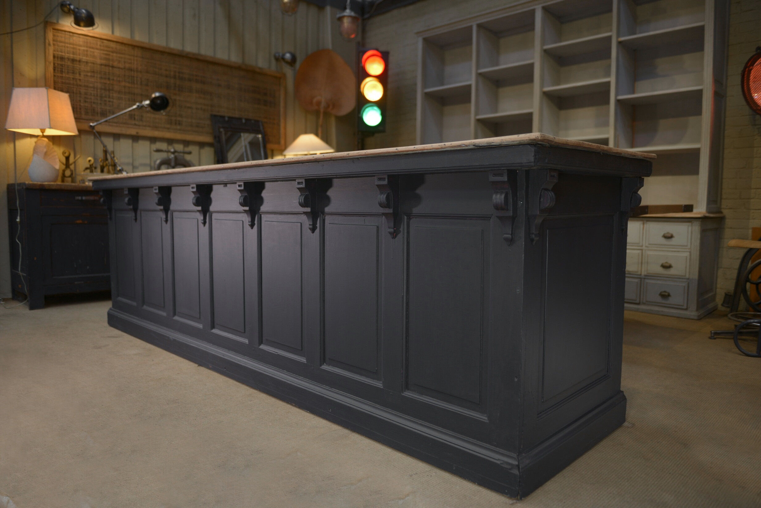 Comptoir with commercial drawers 1930