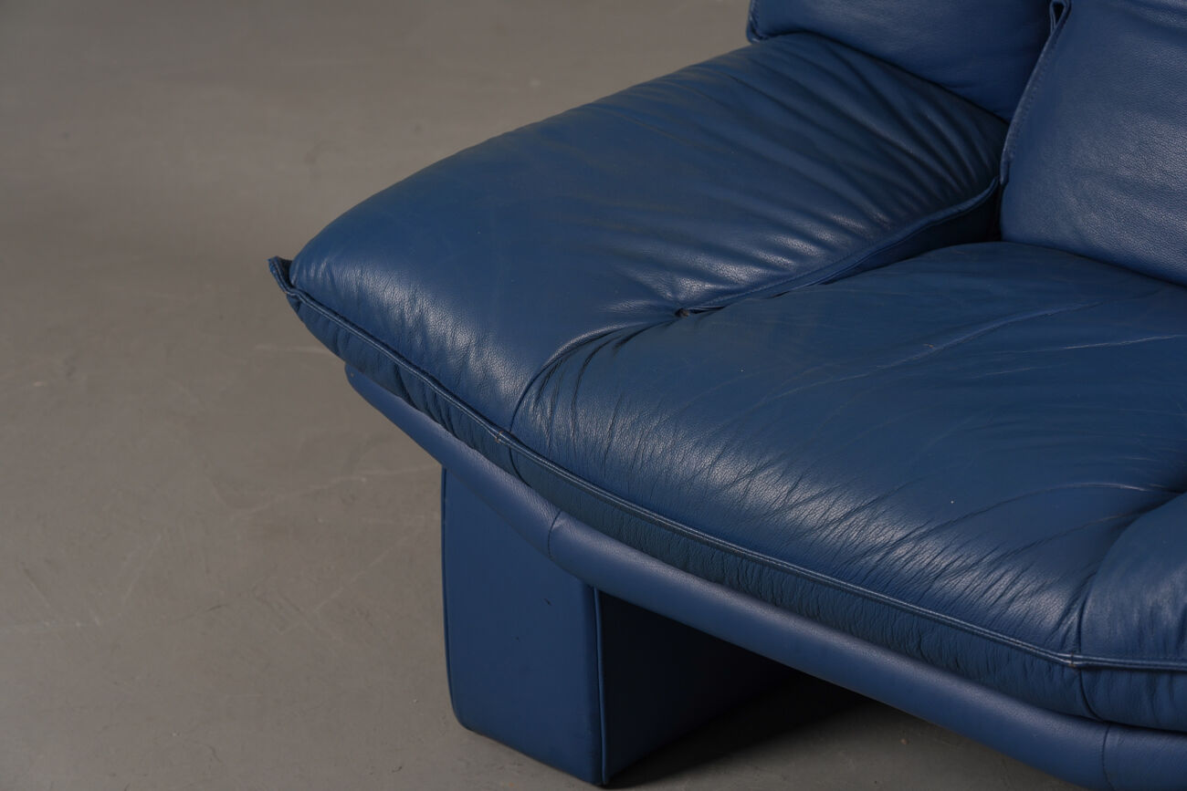 Nicoletti Salotti post-modern leather armchair, Italy 1980s