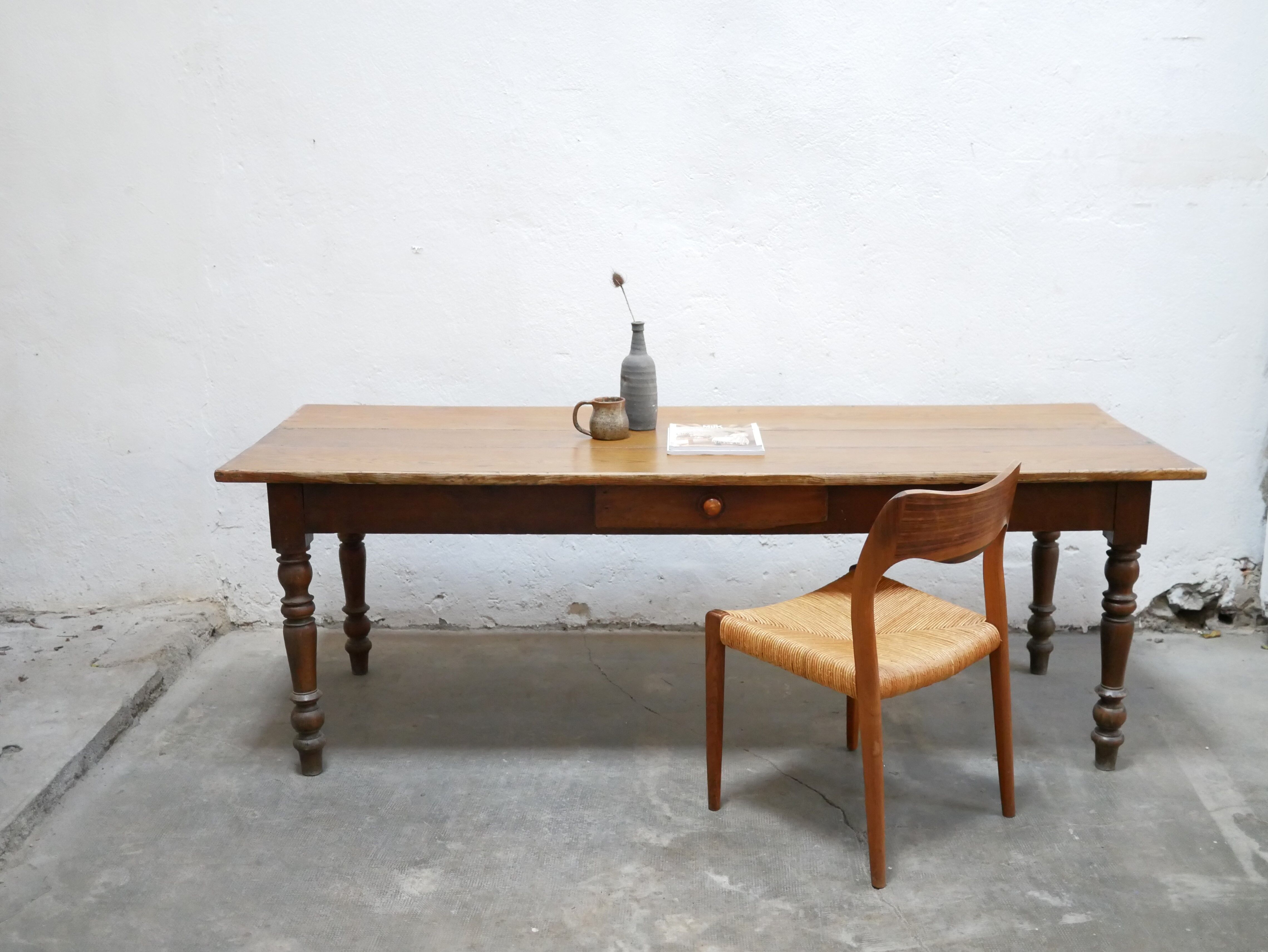 Table à manger de ferme vintage en bois