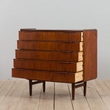 Commode danoise moderne du milieu du siècle en teck par Vordingborg Møbelfabrik.