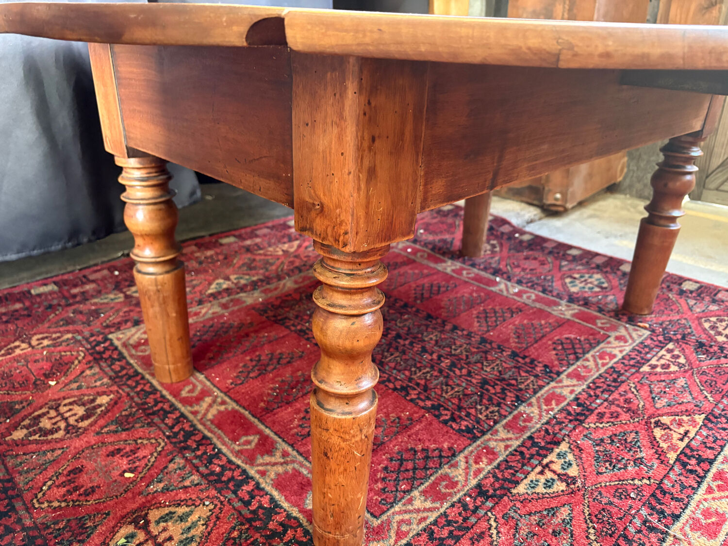 Table basse ovale à rabats