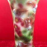 Vase cone decoration to the dabbling birds of Saint Clement