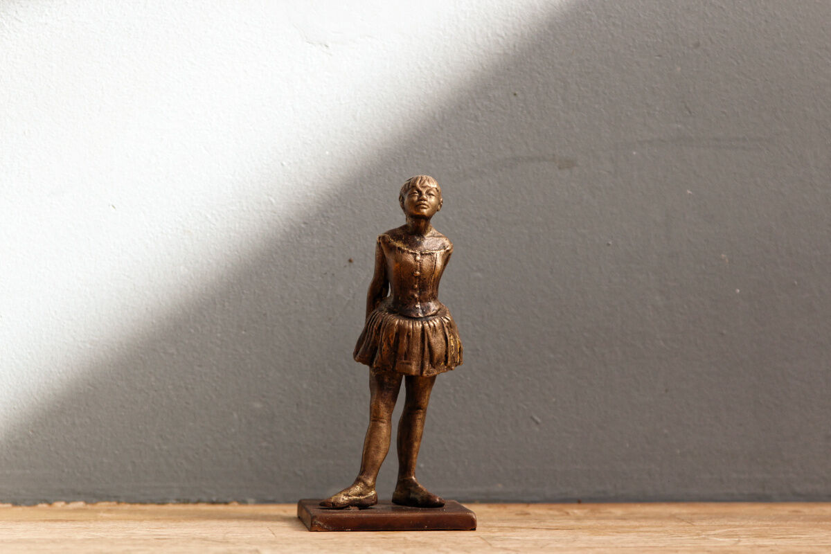 Bronze sculpture, Degas, the little dancer of 14 years