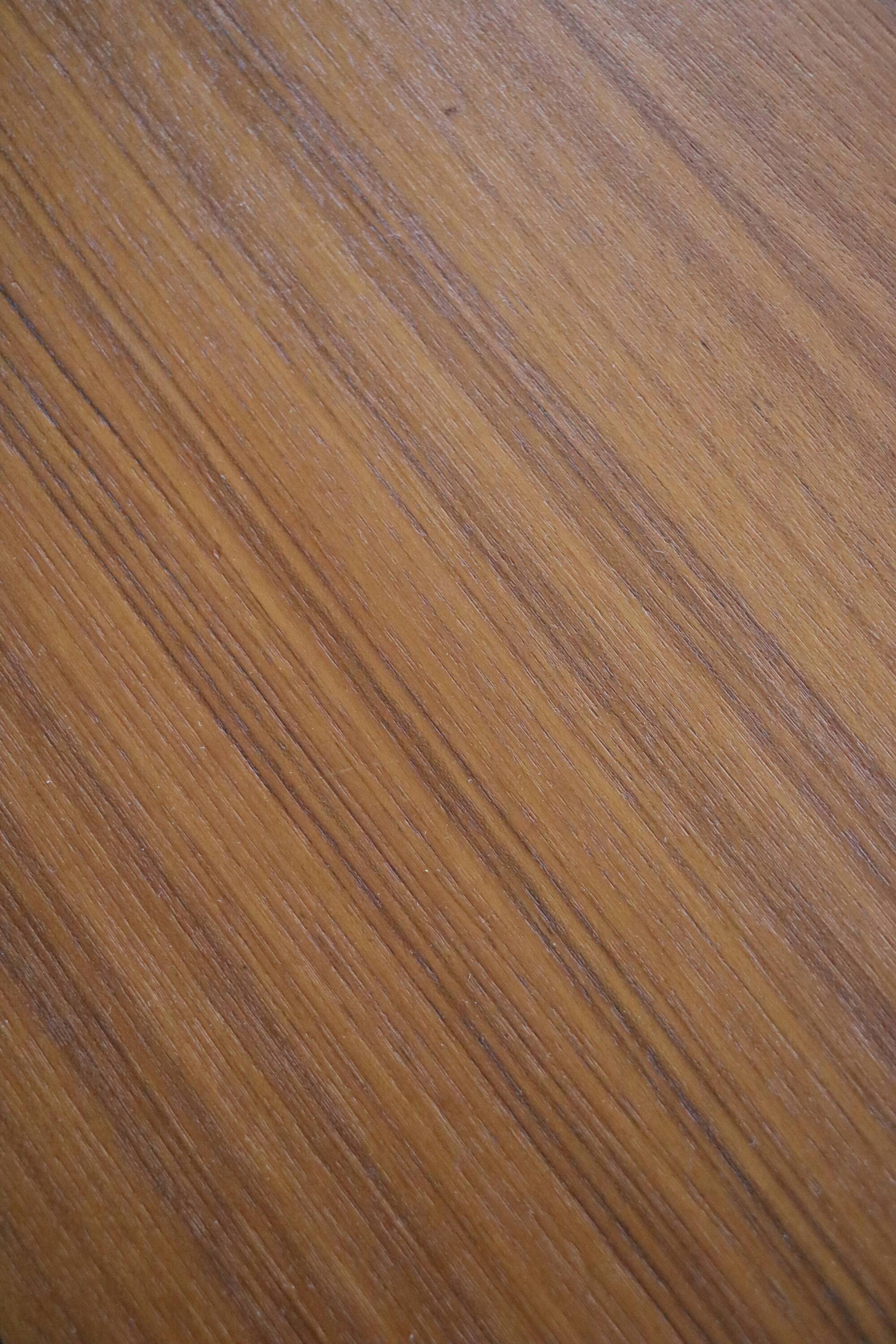 Extendable round table, teak, 1960