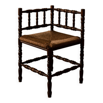 Chaise vintage à dossier ajouré et assise en jonc · 42×42×68 cm