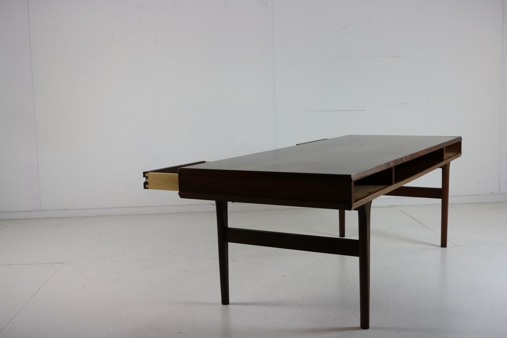 Table basse danoise du milieu du siècle