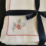 Lot de 12 serviettes de table broderie fleur