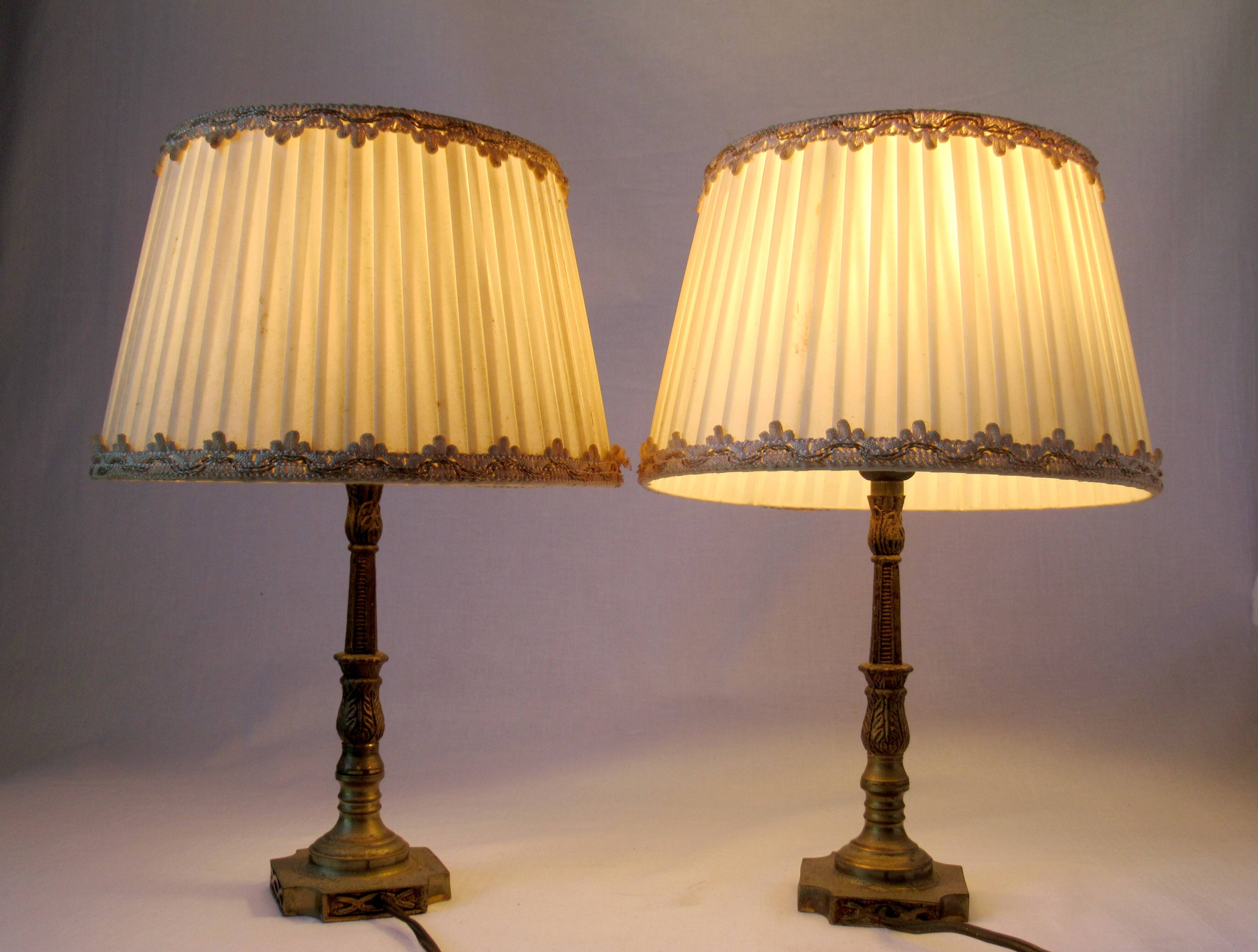 BEDROOM LAMPS