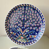 Kutahya porcelain plate with Iznik ottoman motifs