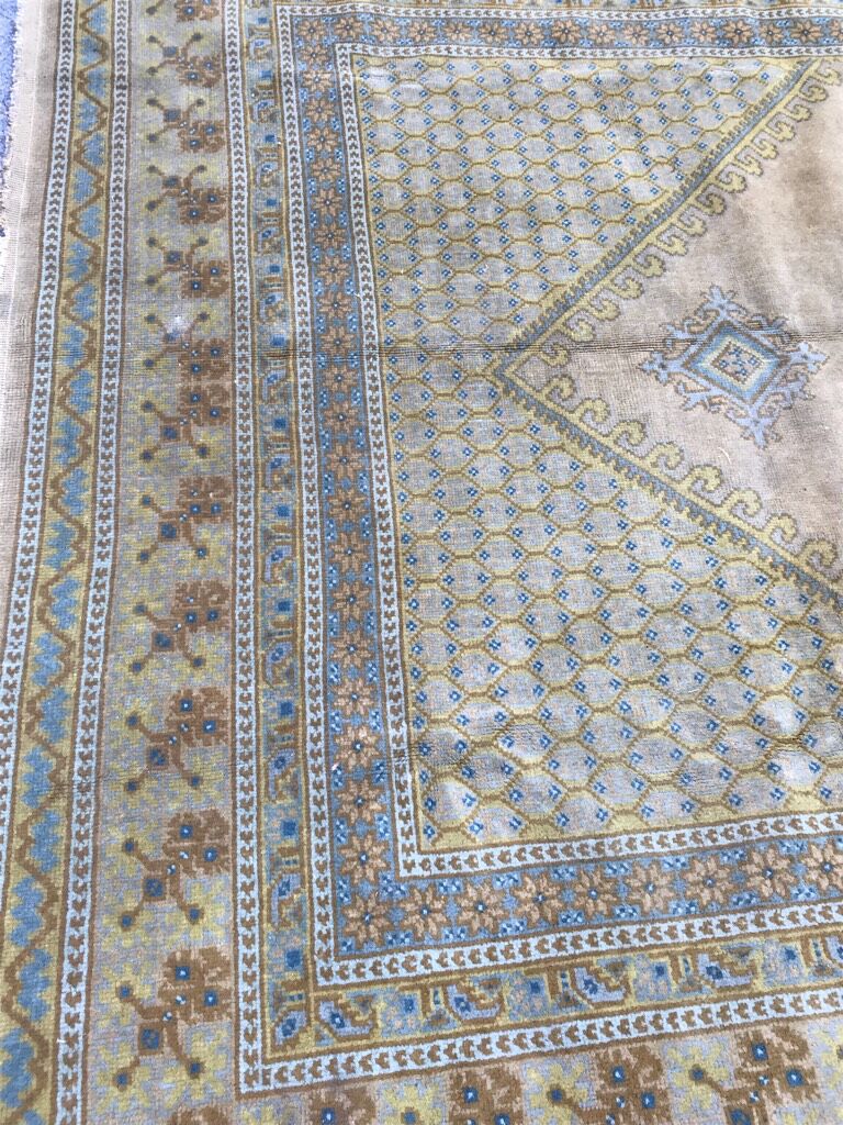 Former Moroccan carpet done flap hand wool 173 x 245 cm
