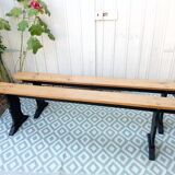 Paire de grands bancs en bois