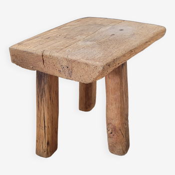 Raw tripod stool