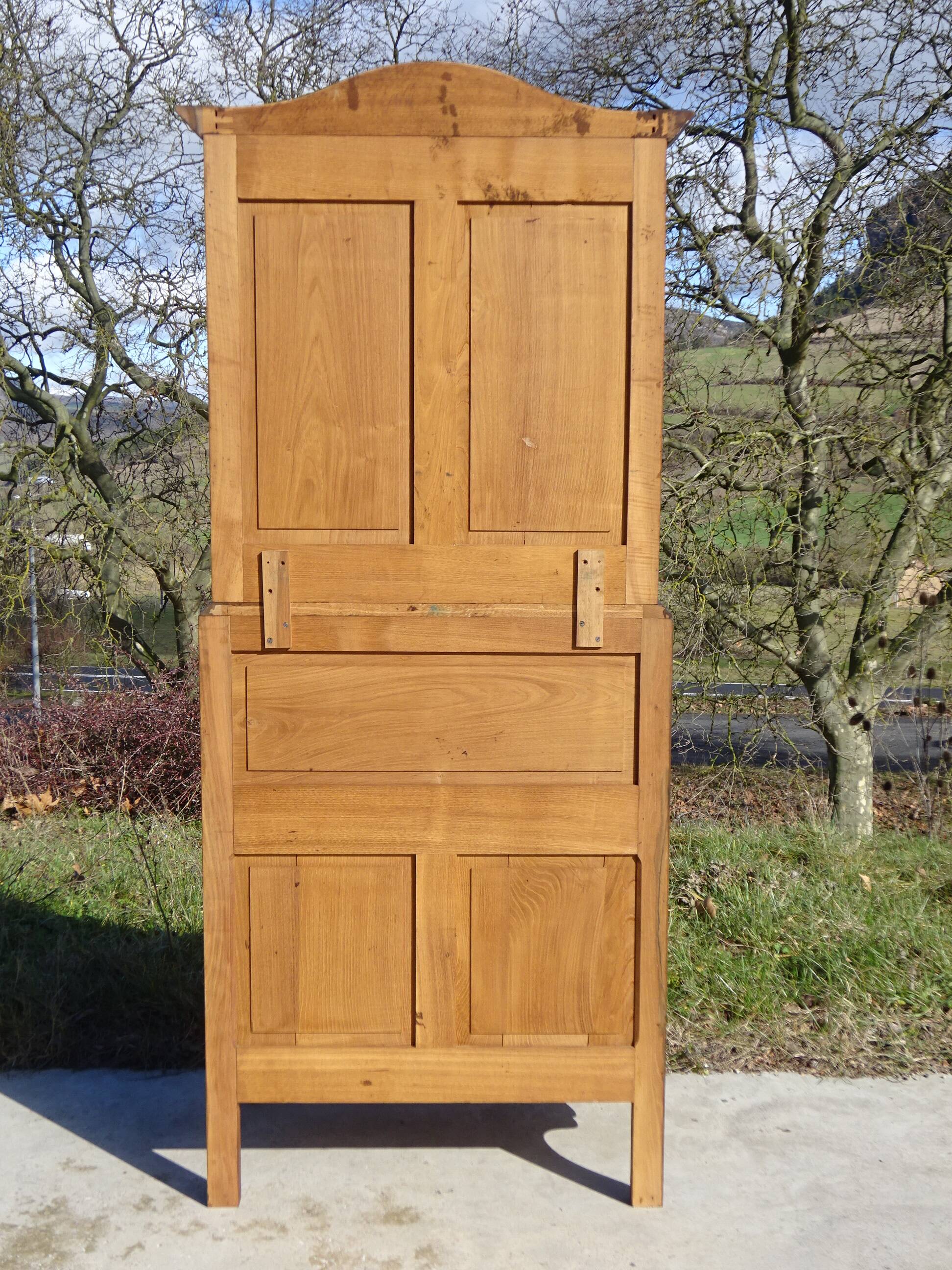 Meuble 3 en 1, secrétaire, commode et vitrine