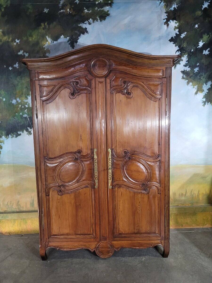 Mountain wardrobe in fir from the 19th century