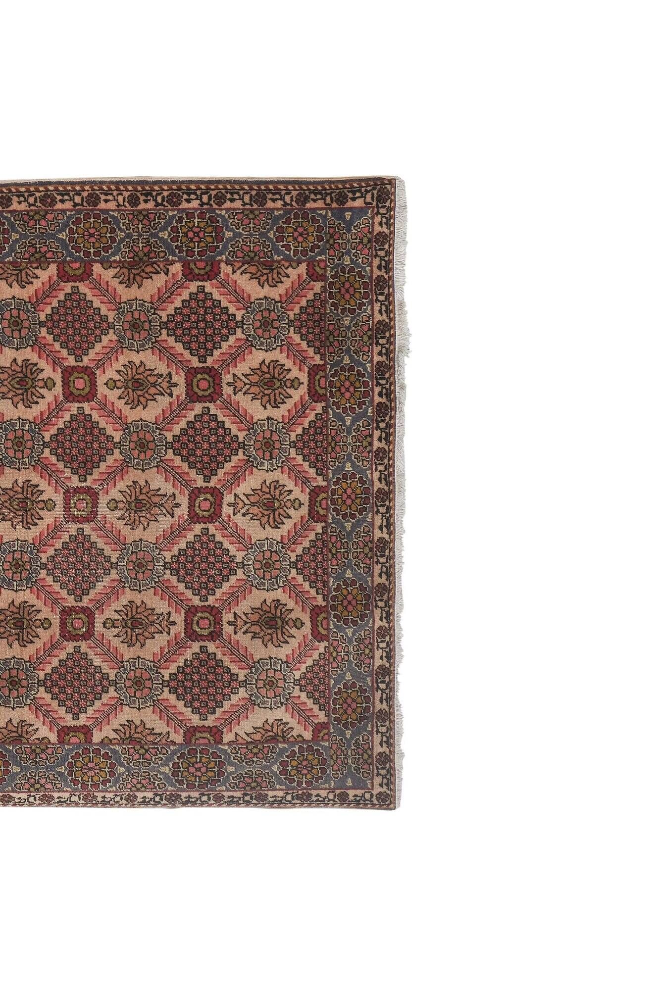 Vintage Turkish handmade rug 131x202 cm