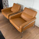 2 fauteuils en cuir design Arne Jacobsen
