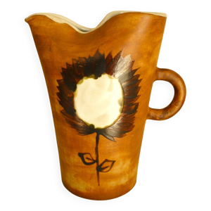 vase, pichet en céramique - poterie