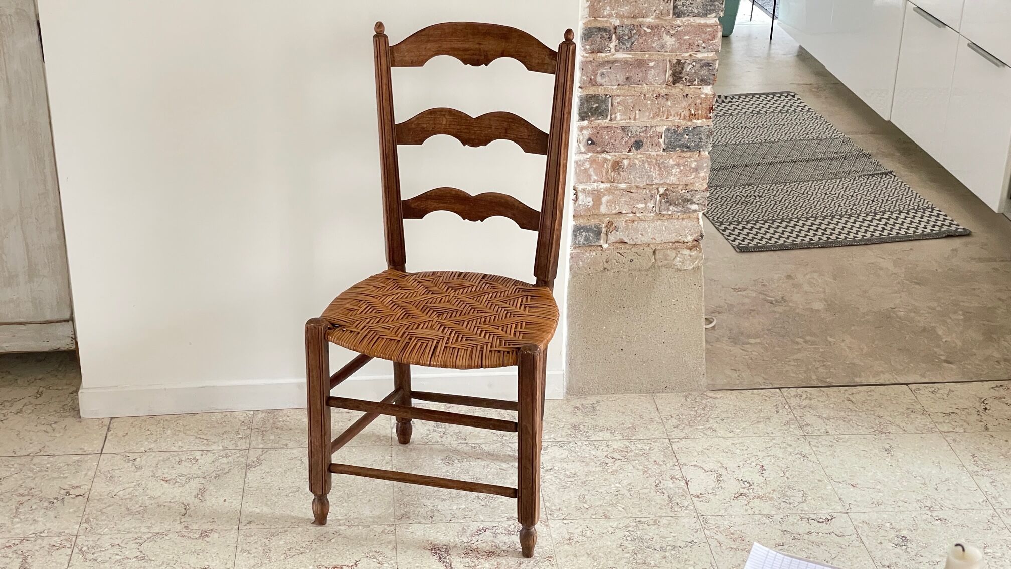 Low straw chair country style