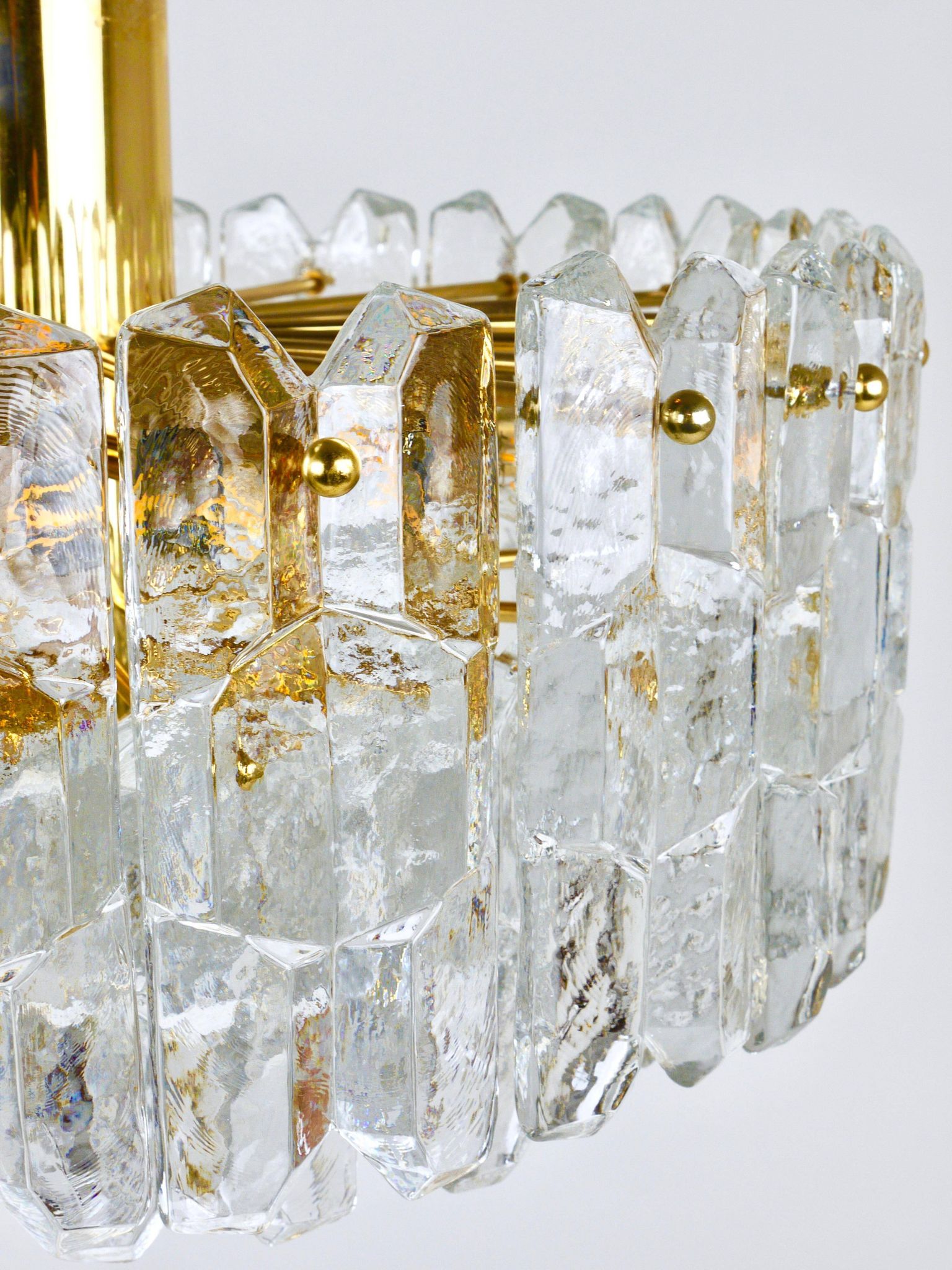Large ceiling chandelier in gilded brass and glass Palazzo J.T. Kalmar, 1950s