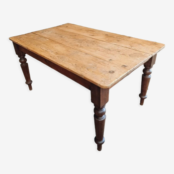 Table ancienne à manger 92 x 154 cm