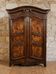 Armoire de mariage Louis XV en noyer et ronce