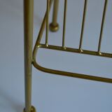 Vintage end table / coffee table & magazine rack