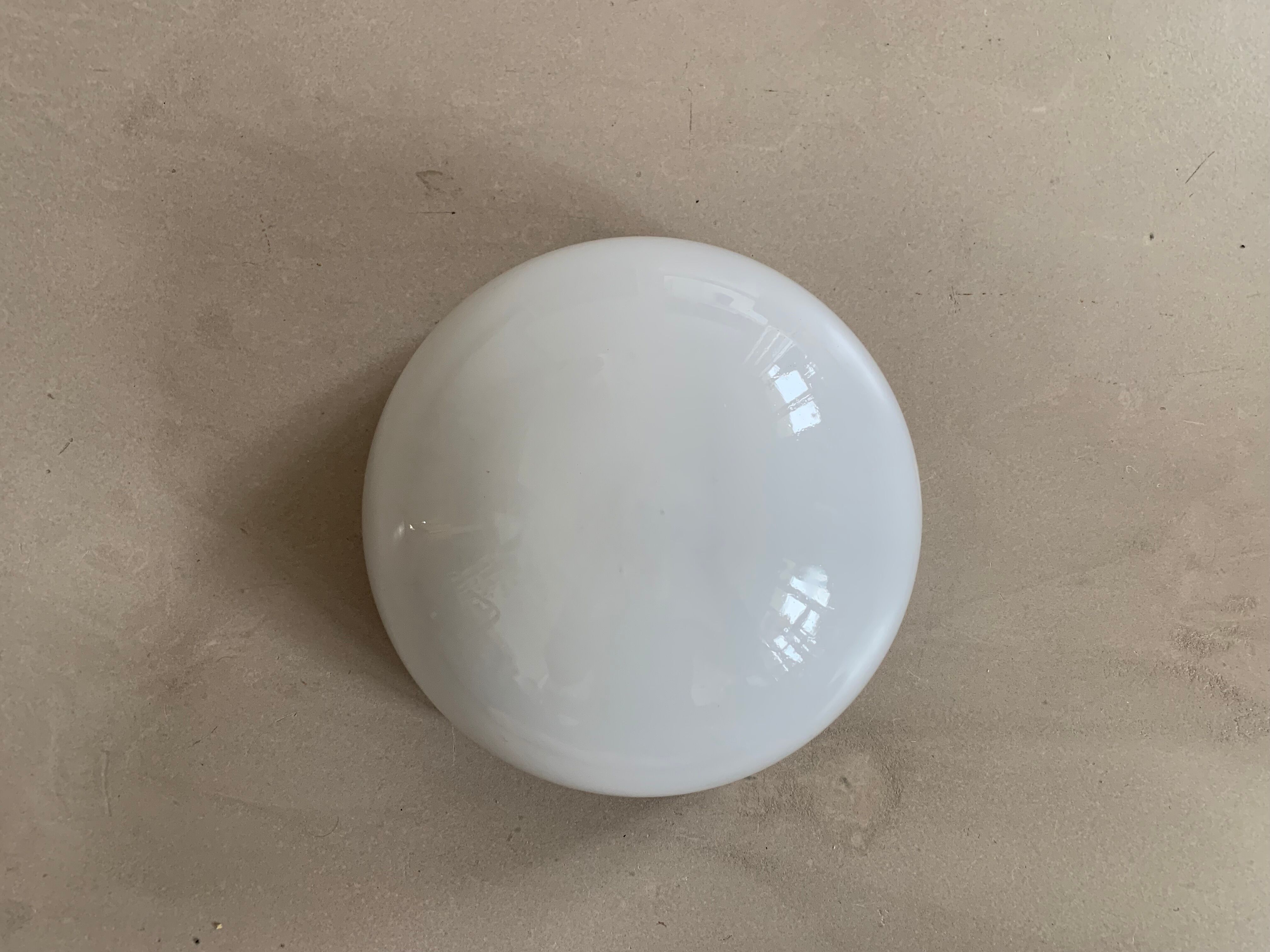 Wall lamp or ceiling lamp vintage opaline