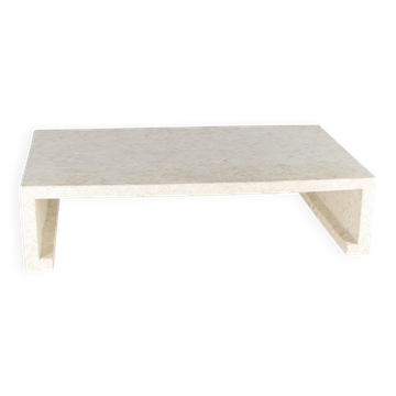 Coffee table in bone.