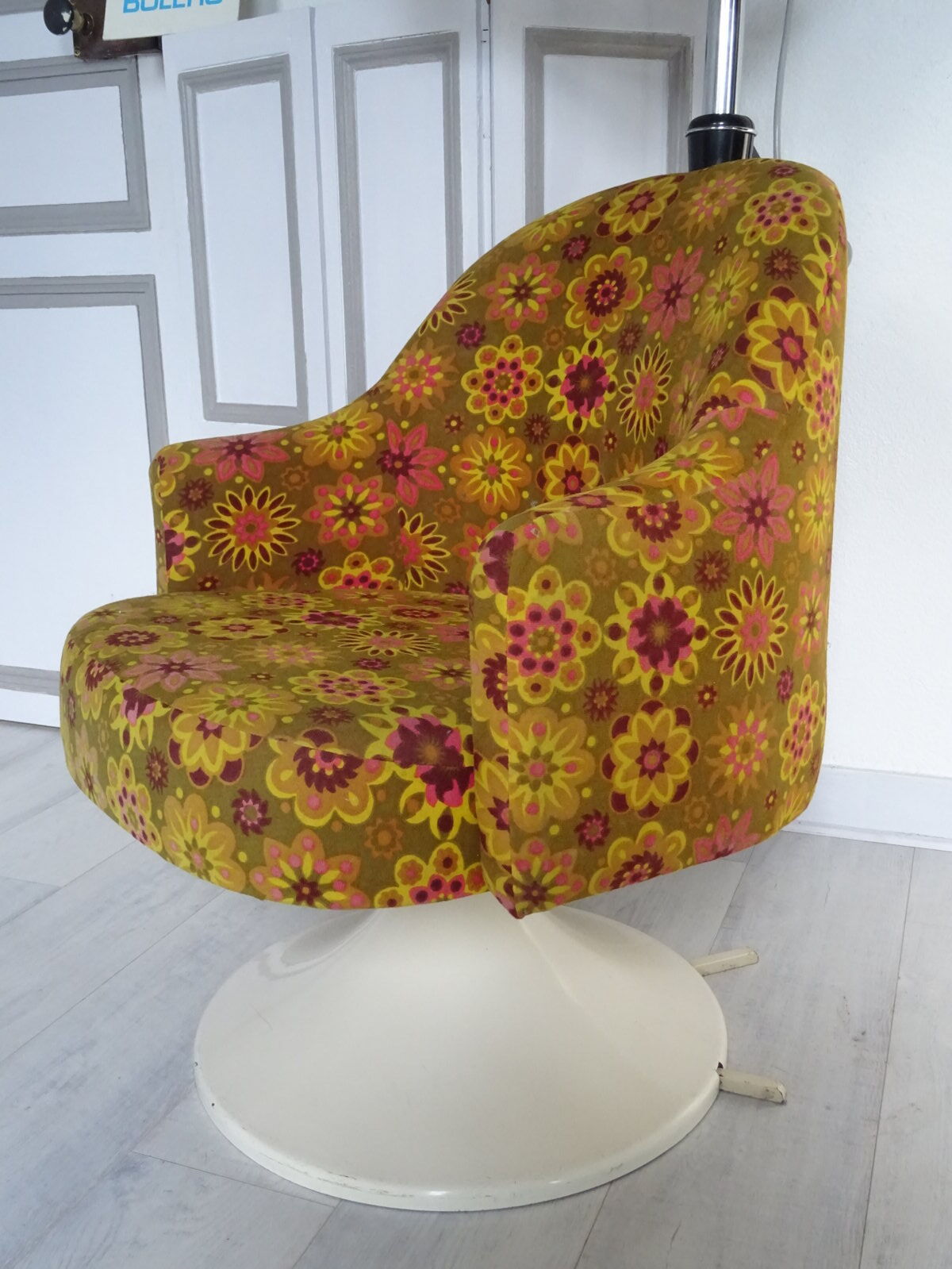 Barber's armchair 70