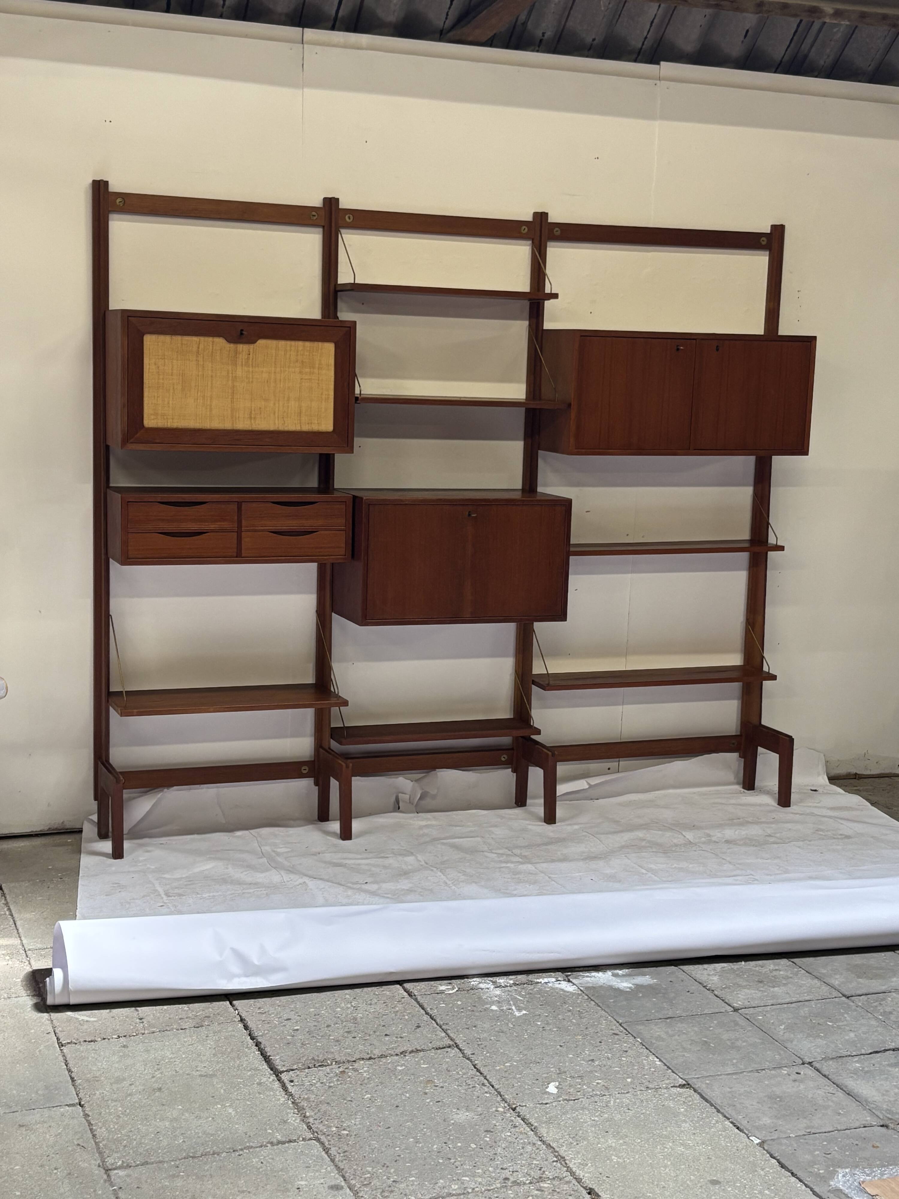 Système mural autoportant vintage Torbjorn Afdal Design scandinave des années 60