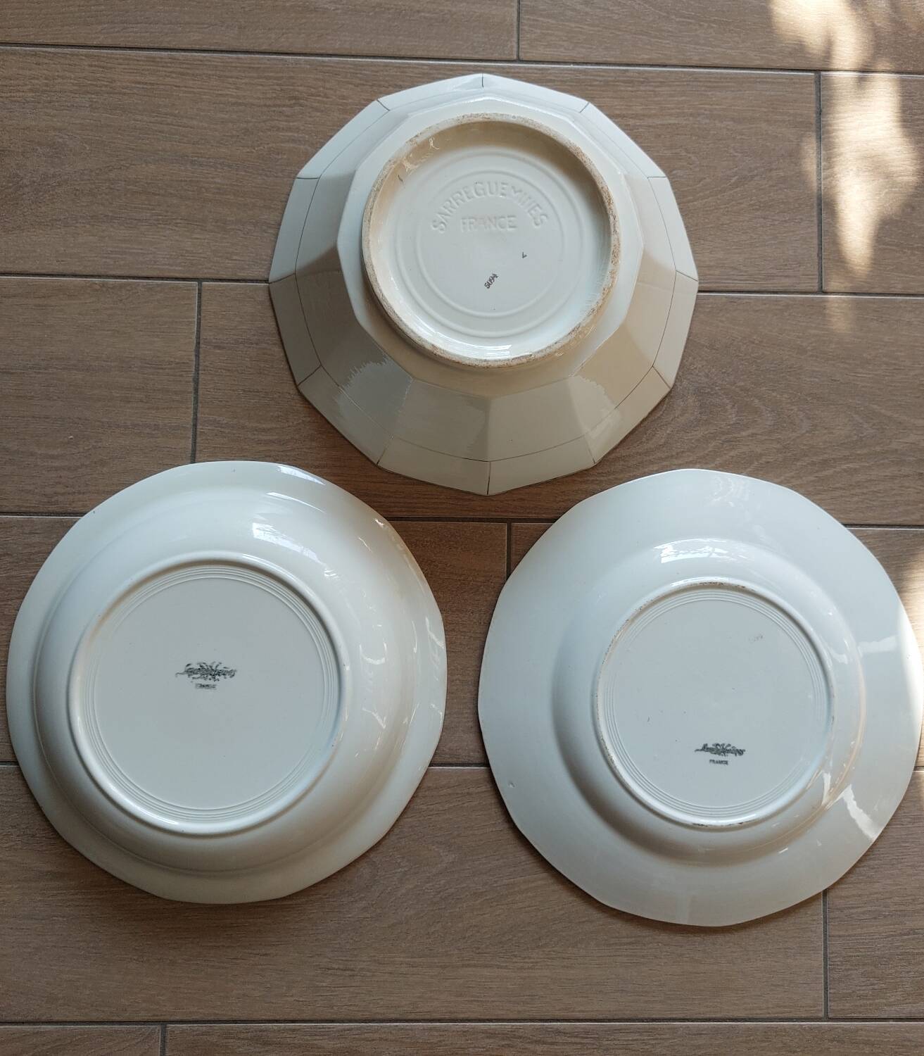 Sarreguemines serving dish