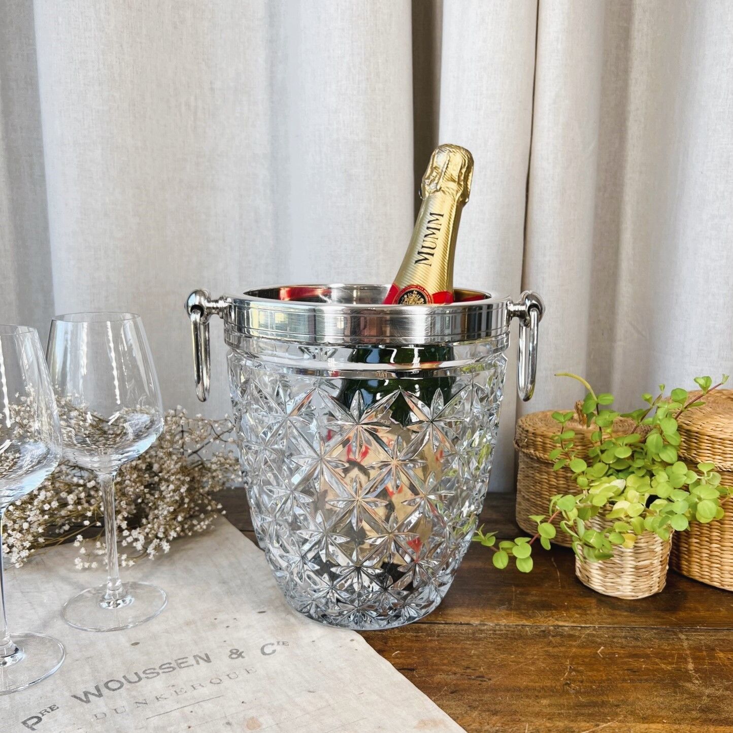 Champagne bucket in cut glass and stainless steel