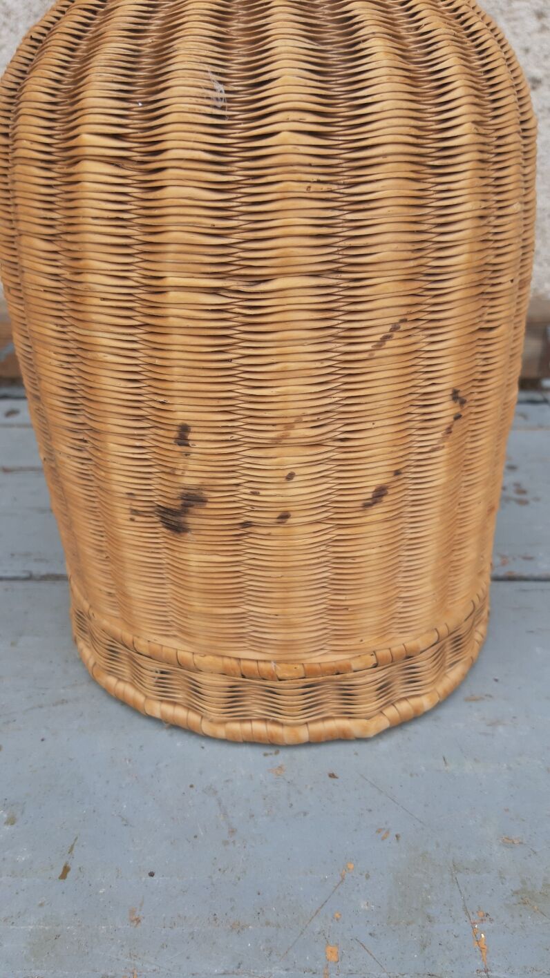 Vase bouteille vintage en osier