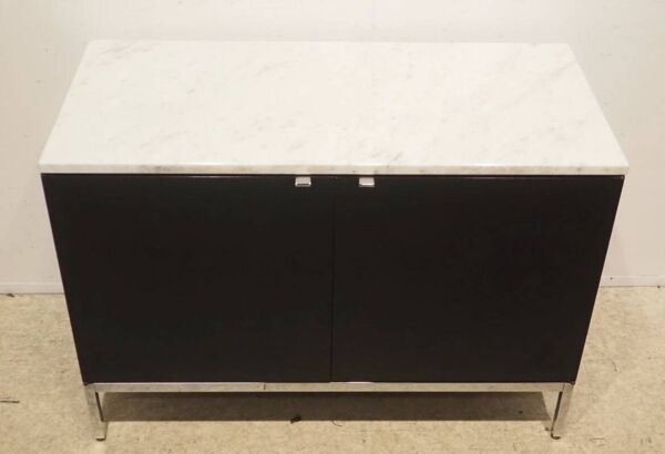 Sideboard Florence Knoll – Knoll International, 1961 – Laque noire & m
