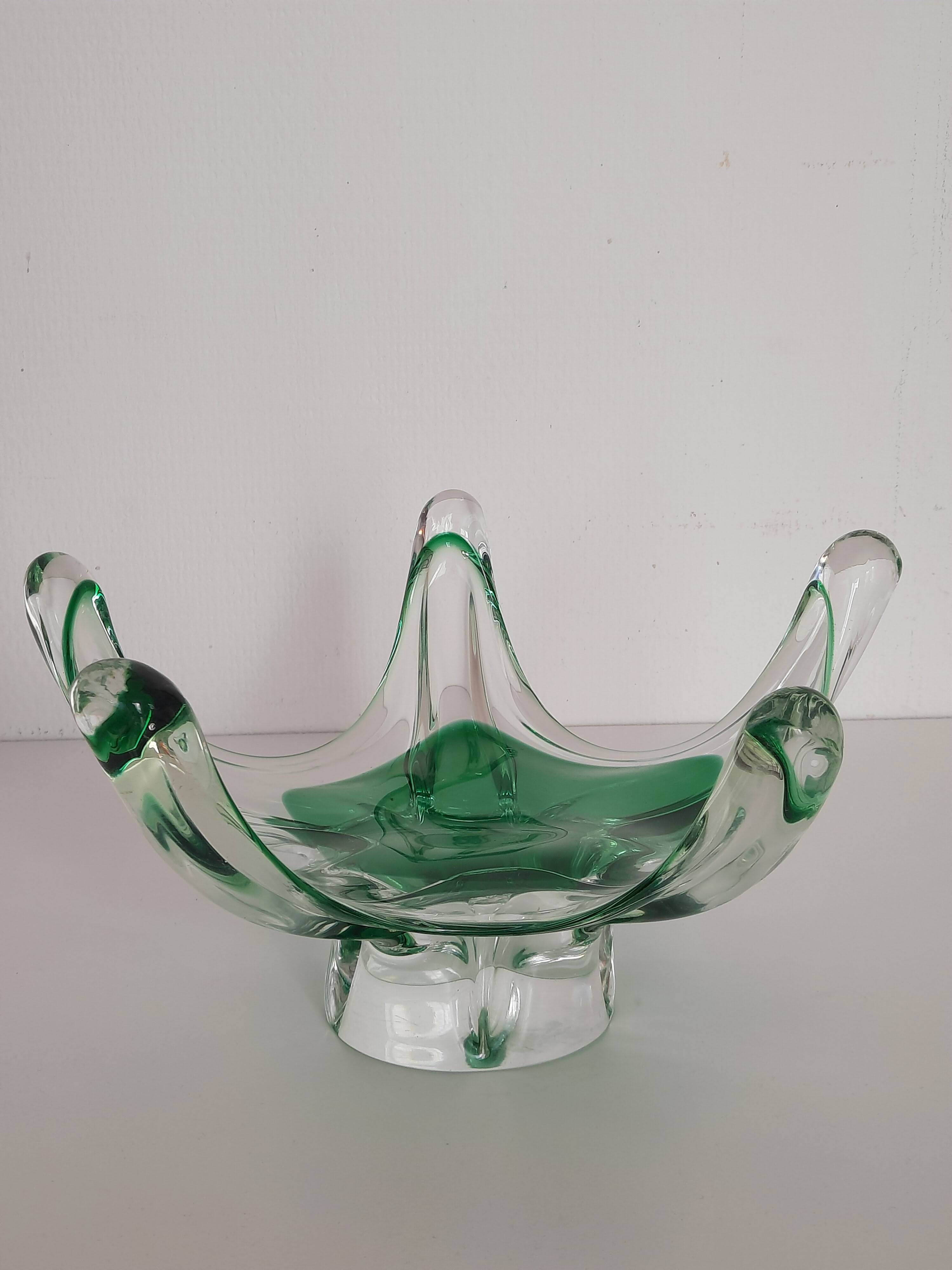 Art glass cup in the style of Josef Hospodka's creations for the v