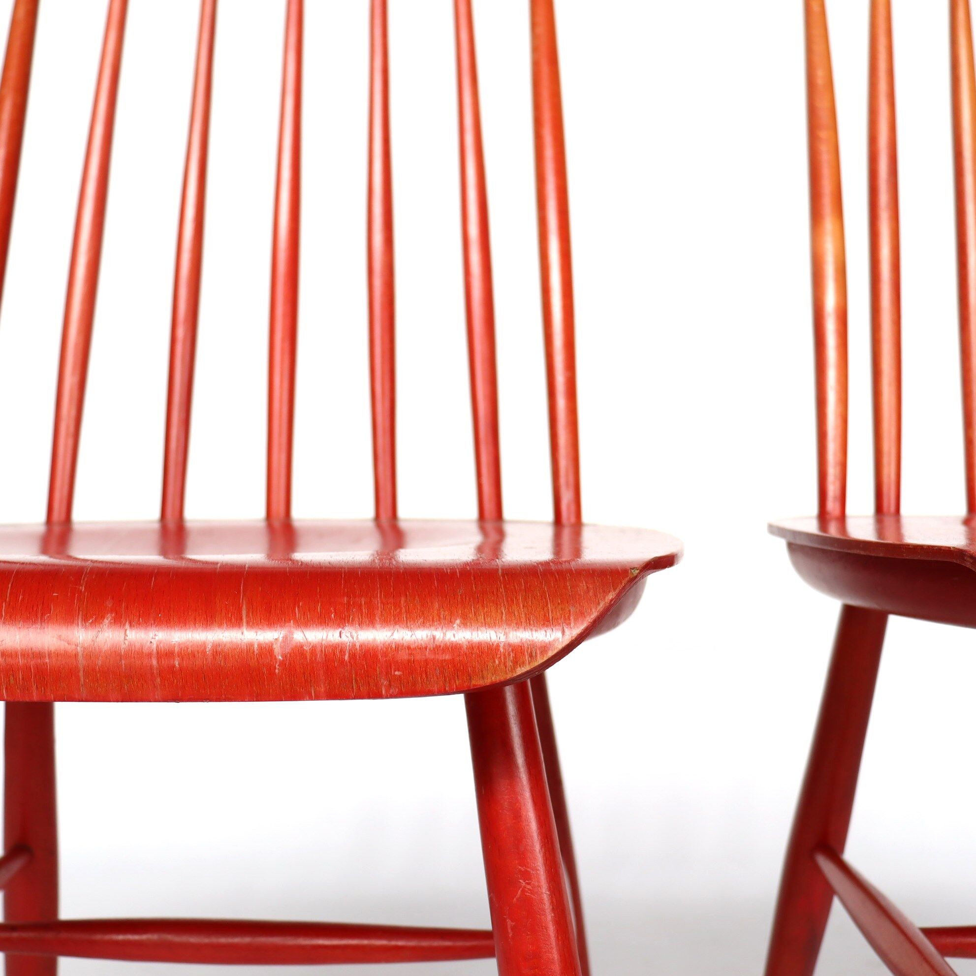 Pair of red chairs "pinnstol"