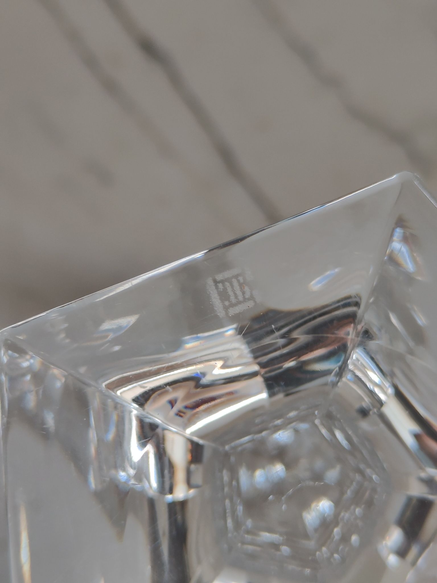 Bougeoir en cristal