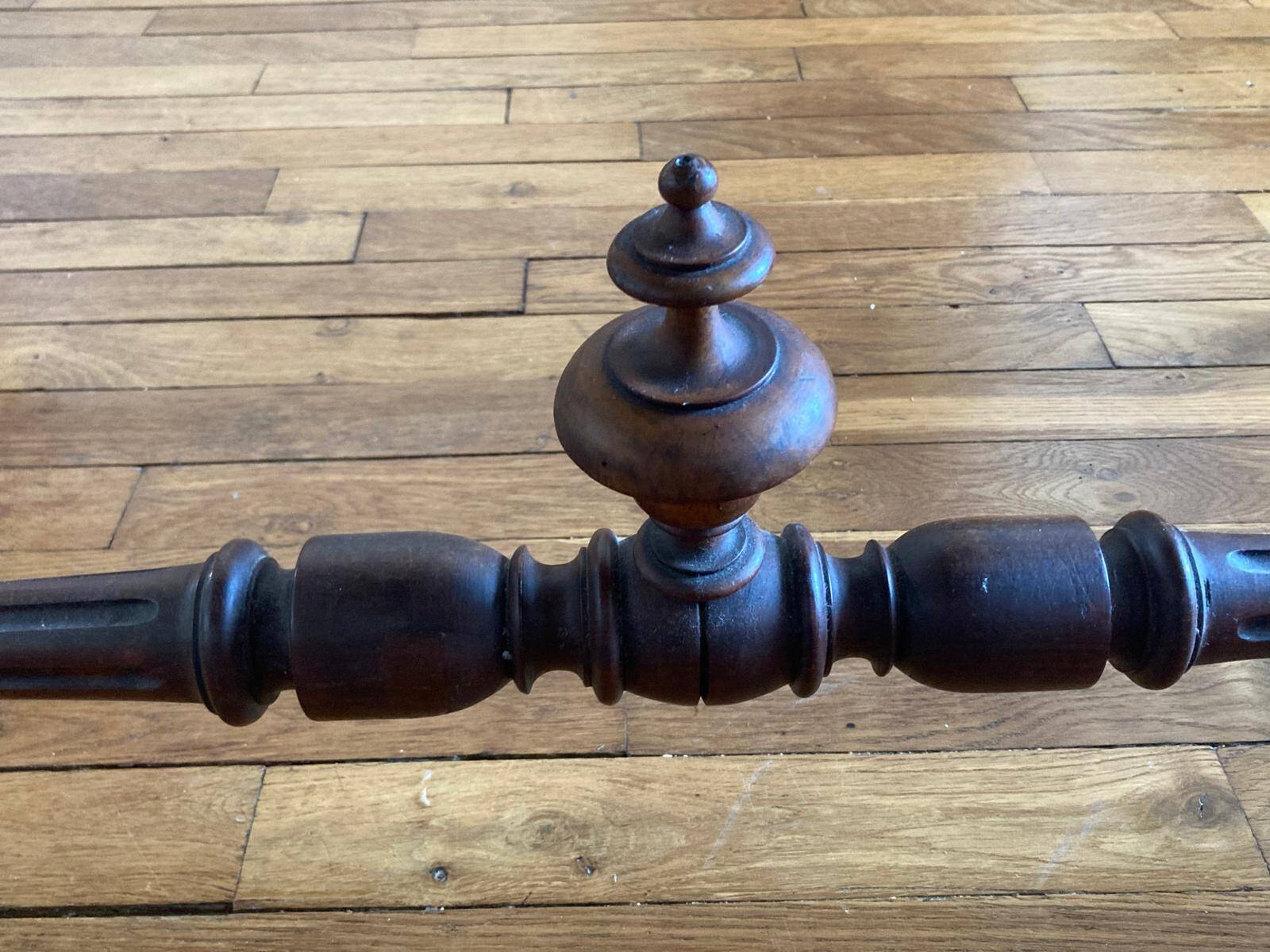 Table with a spacer topped with a spinning top.