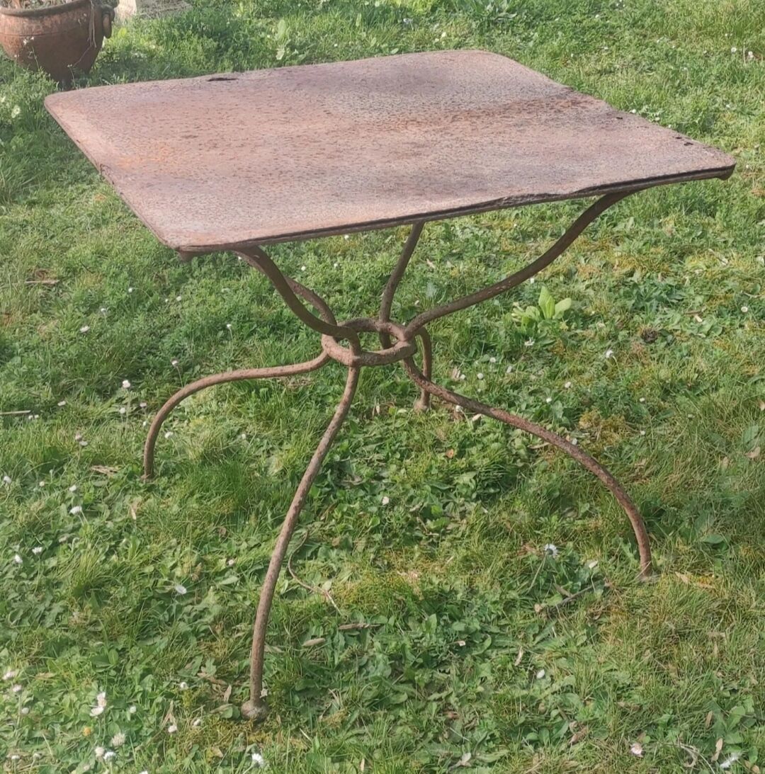Old garden coffee table