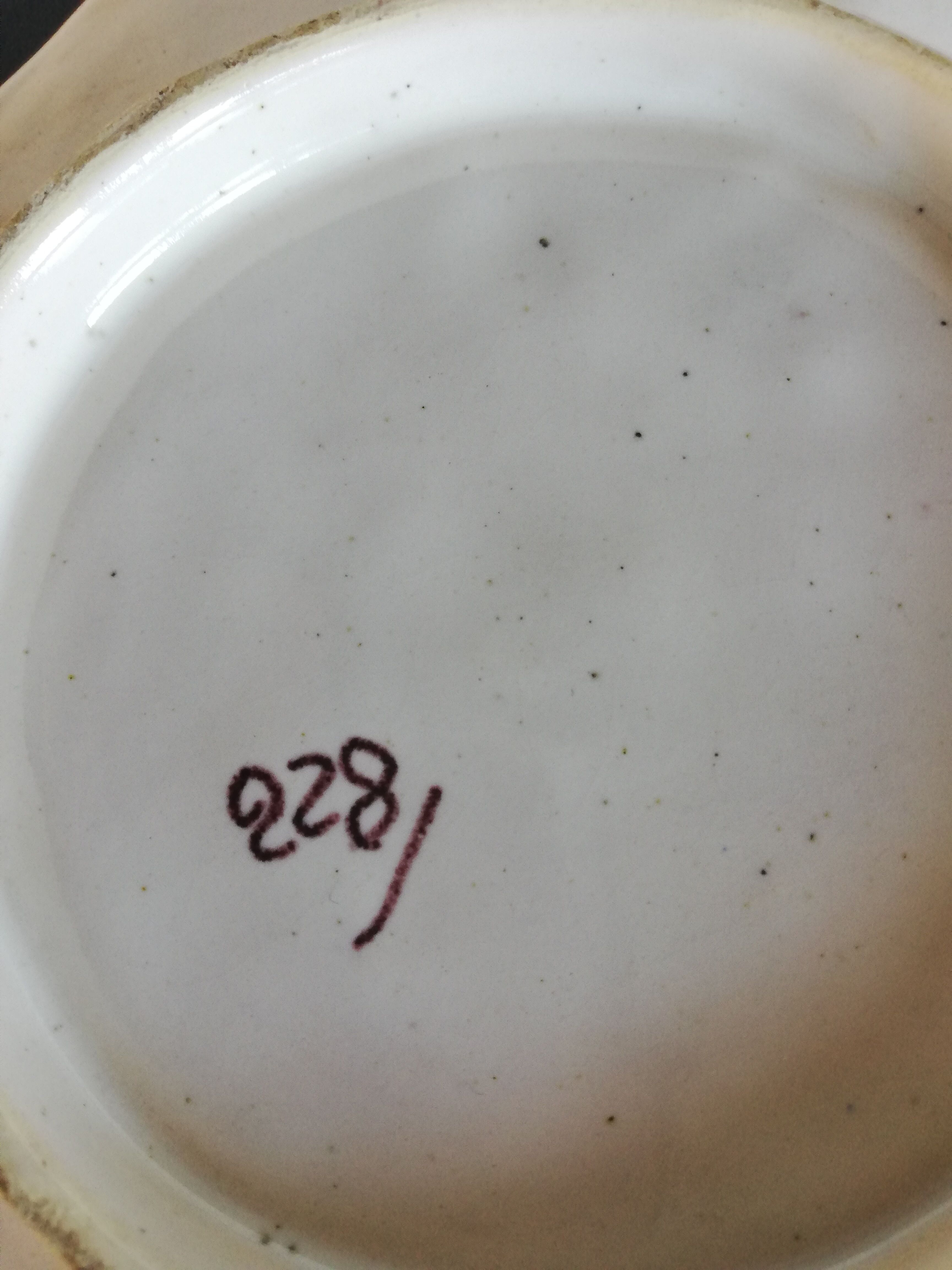 Former butter earthenware of Desvres