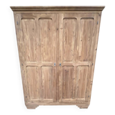 Armoire parisienne  / penderie vintage en bois brut