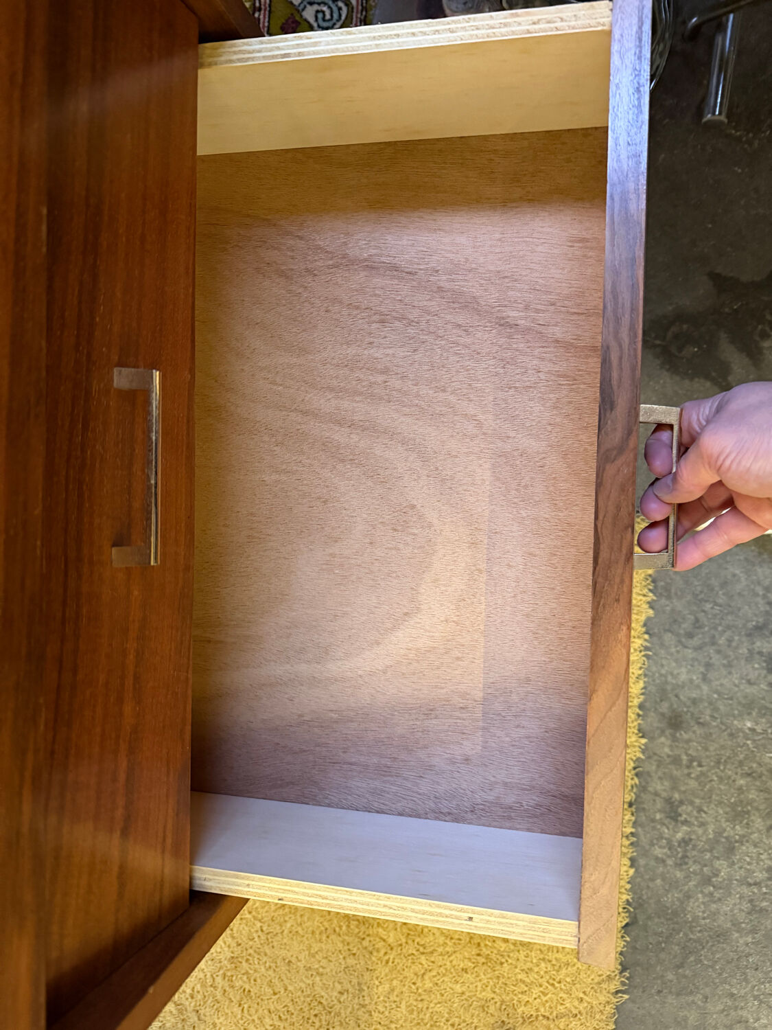 Chest of drawers with 5 drawers from the 1950s