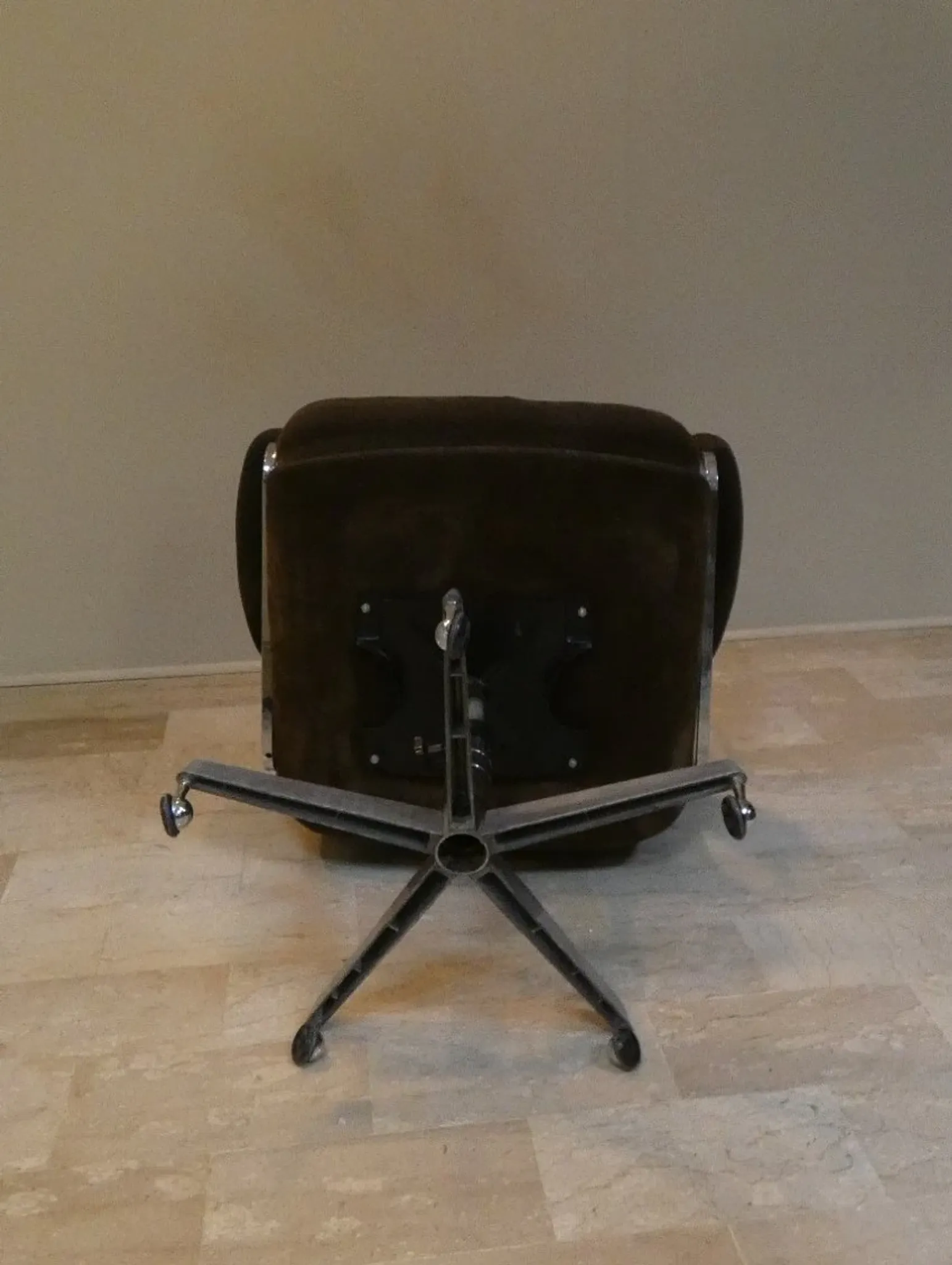 KS 172 H armchair by Karl-Erik Ekselius for Joc Möbel Ab, 1970s