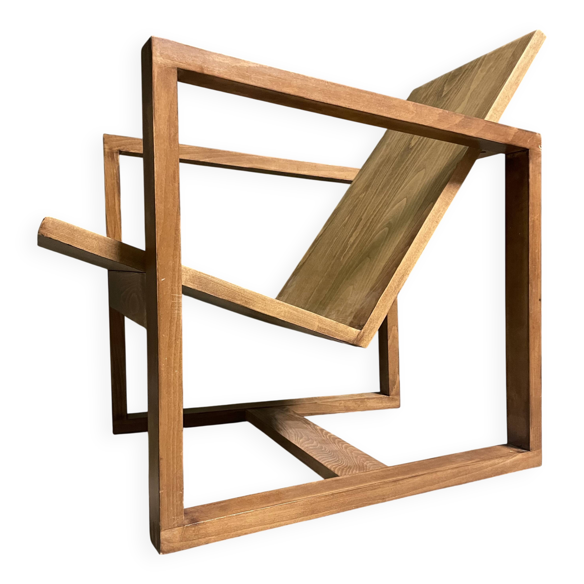 Fauteuil en bois moderniste
